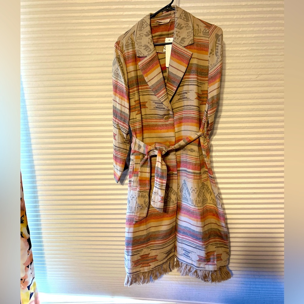 NWT Aztec Trench Lightweight coat medium petite